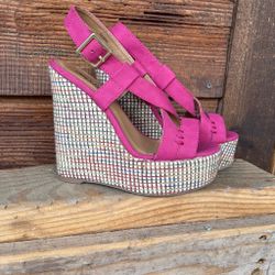 Women’s wedge heel sandals