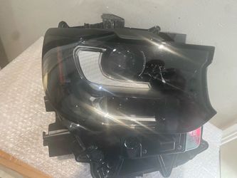 2024-2026 Mazda CX90 right headlight