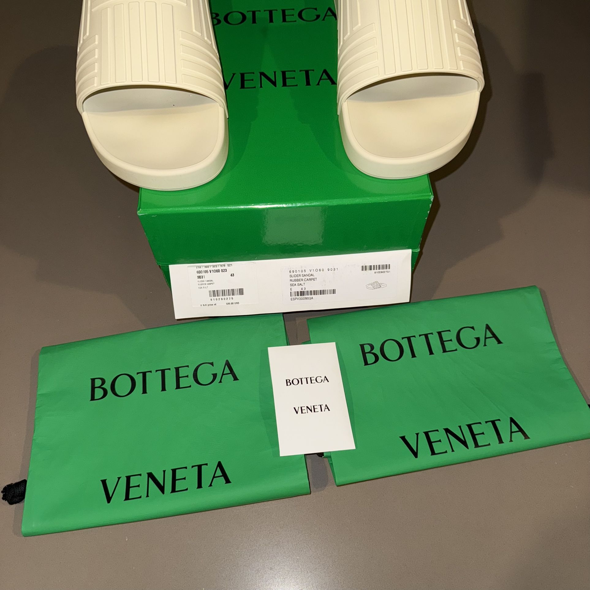 BOTTEGA VENETA Men display picture 2