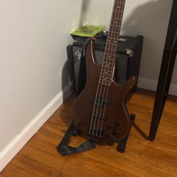 Ibanez Bass + Amp