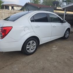 2013 CHEVROLET SEDAN