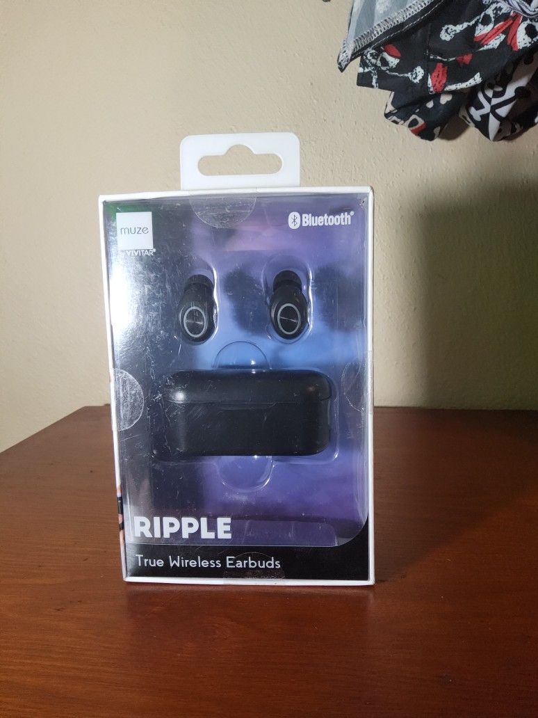 muze RIPPLE True Wireless Earbuds by VIVITAR Bluetooth 20 Hours Playtime - Captain's Treasure!"