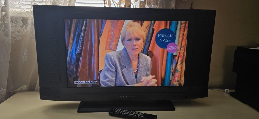 TV ÖLEVIA 26in