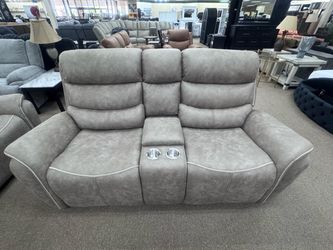 Furniture & Mattress Discounters