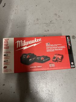 Milwaukee Batteries With Rapid Charger