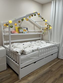 Twin Kids Room