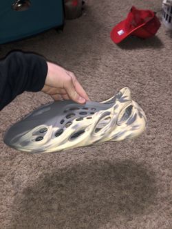 Yeezy Foam RunnerMXT Moons Size 11 Taking Trade Offers But Mostly Looking For Cash 