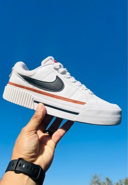 Nike Court Legacy Lift