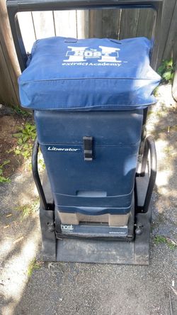Host Liberator carpet cleaner