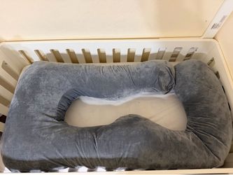 pregnancy pillow