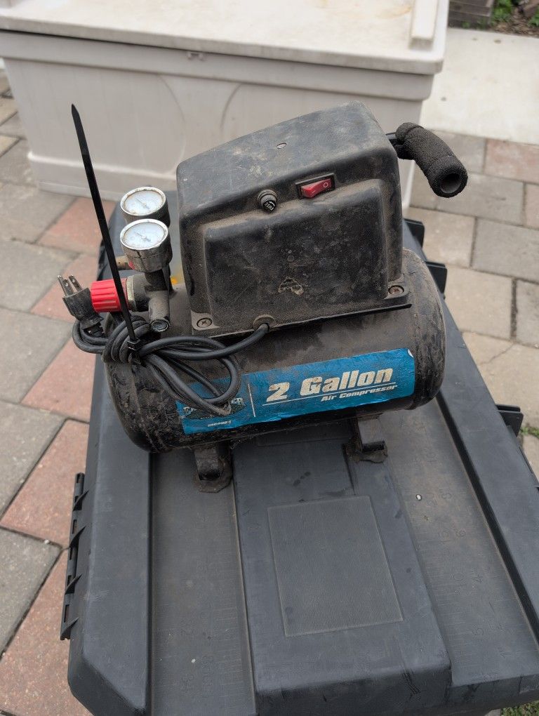 2 Gallon Air Compressor