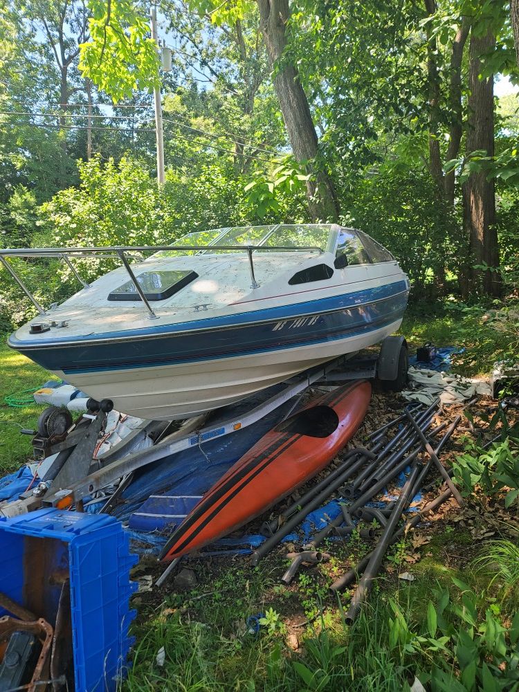 1989 bayliner capri 18 ft