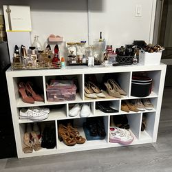 Room organizer console