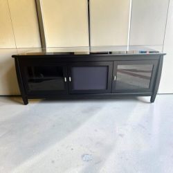 Excellent Condition Wooden TV Stand