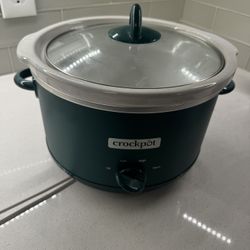4.5qt Crock pot- Green