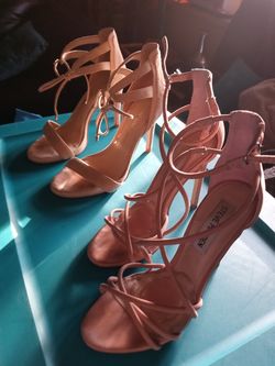 Ladies Heel's Size 6