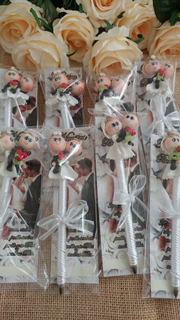Recuerdos para boda en porcelana fria