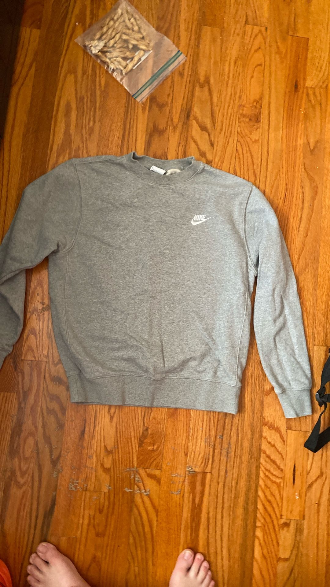 Nike Sqeatshirt Size Small