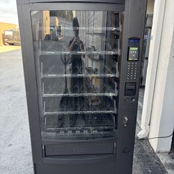 Snack Vending Machine 