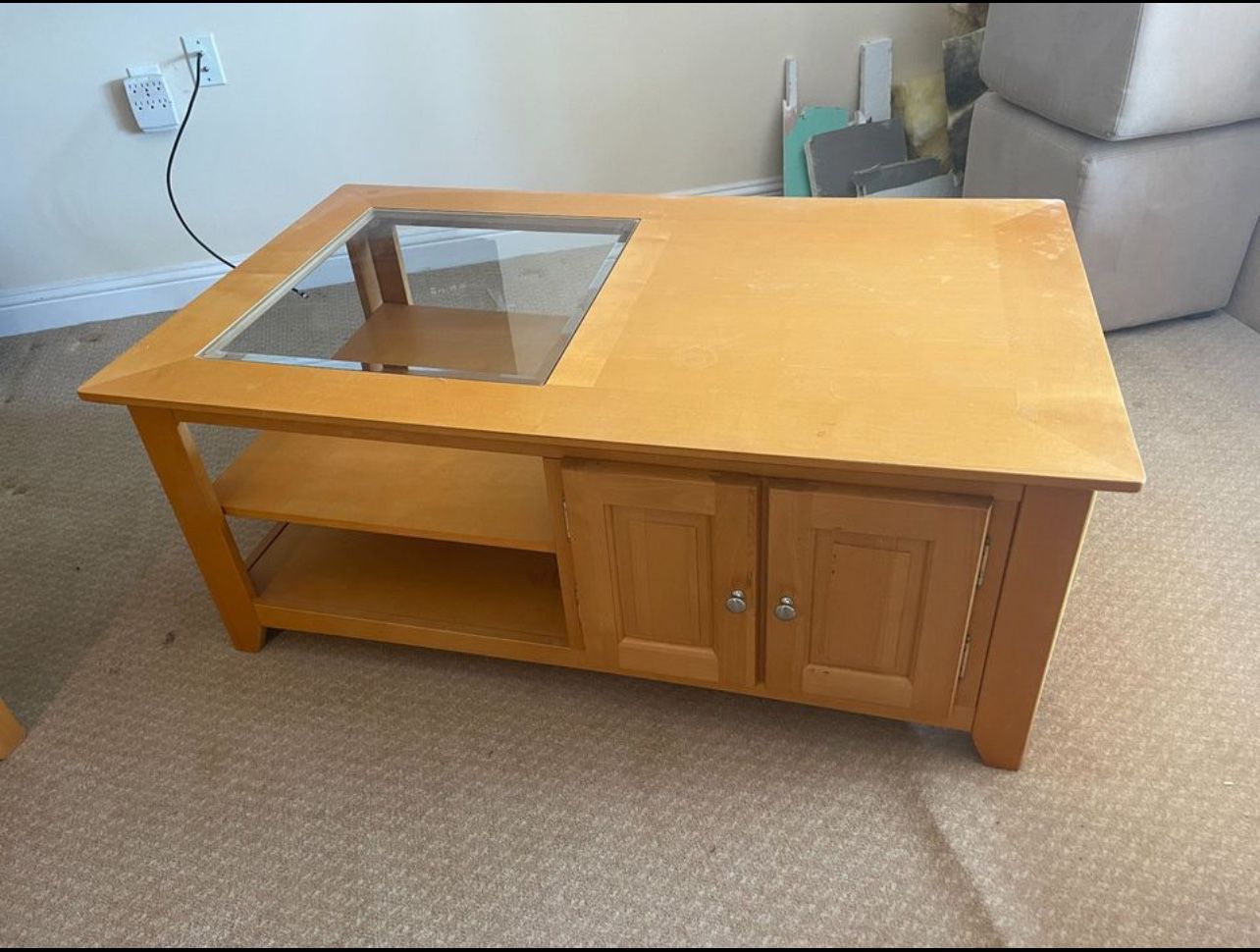 Coffee table condition great