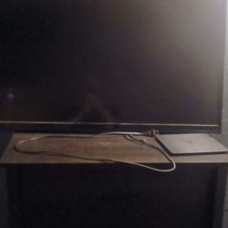 38 Inch TV Works Great
