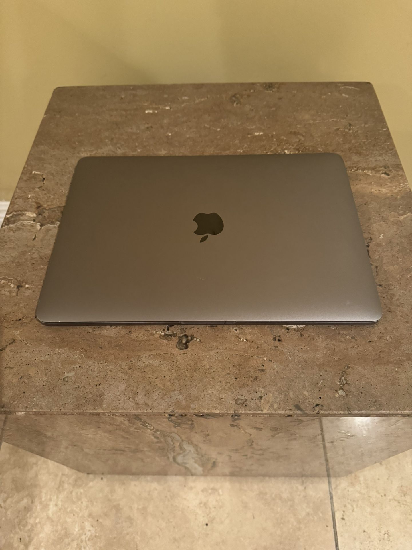2019 Macbook air 13 1.6/8/128