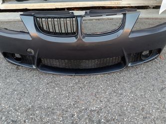 2006-2011 Bmw 328i Sedan M Series Front Bumper Cover With Grill.