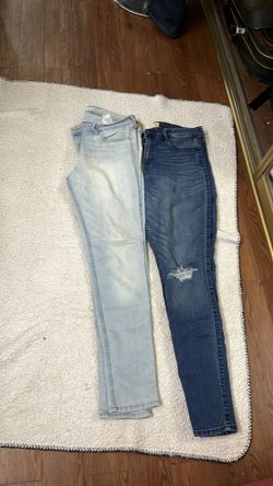 Hollister, Jeans  Women 2 piece
