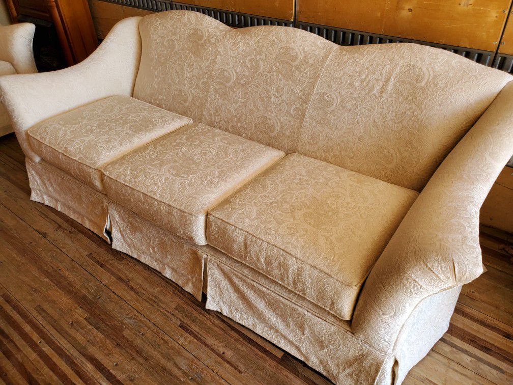 Sofa & loveseat set. Free local delivery today only.