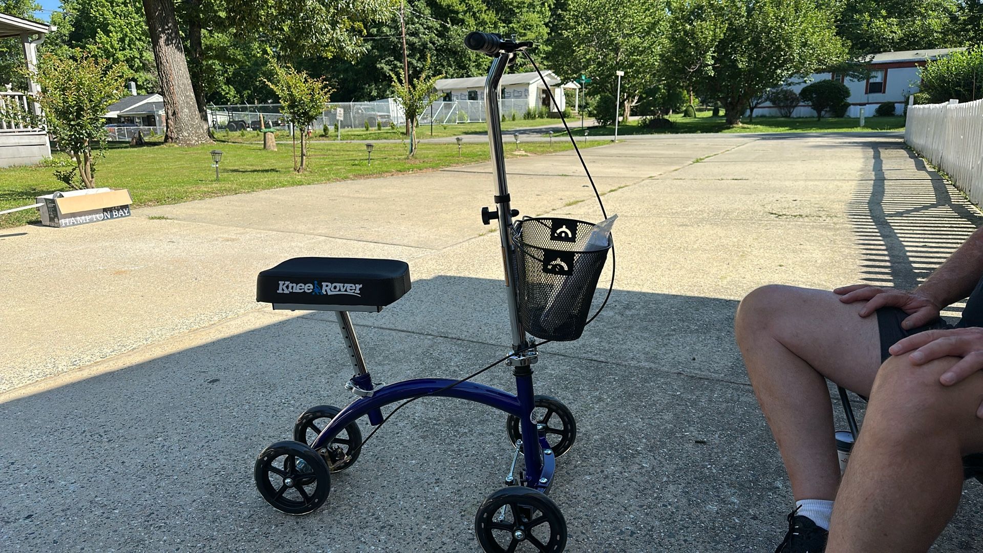 Knee Rover