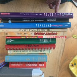 20 Vintage Books disney Collectibles