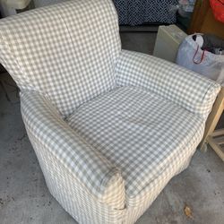 Swivel Accent Chair