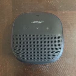 Bose Waterproof Speaker 