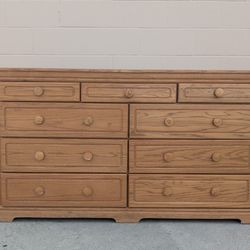 Modern dresser