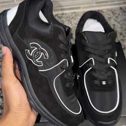 Chanel CC Logo Sneaker