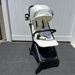 Stroller/ Icon Compact Travel Stroller/ Travel/ Airplane/ Kids/ New