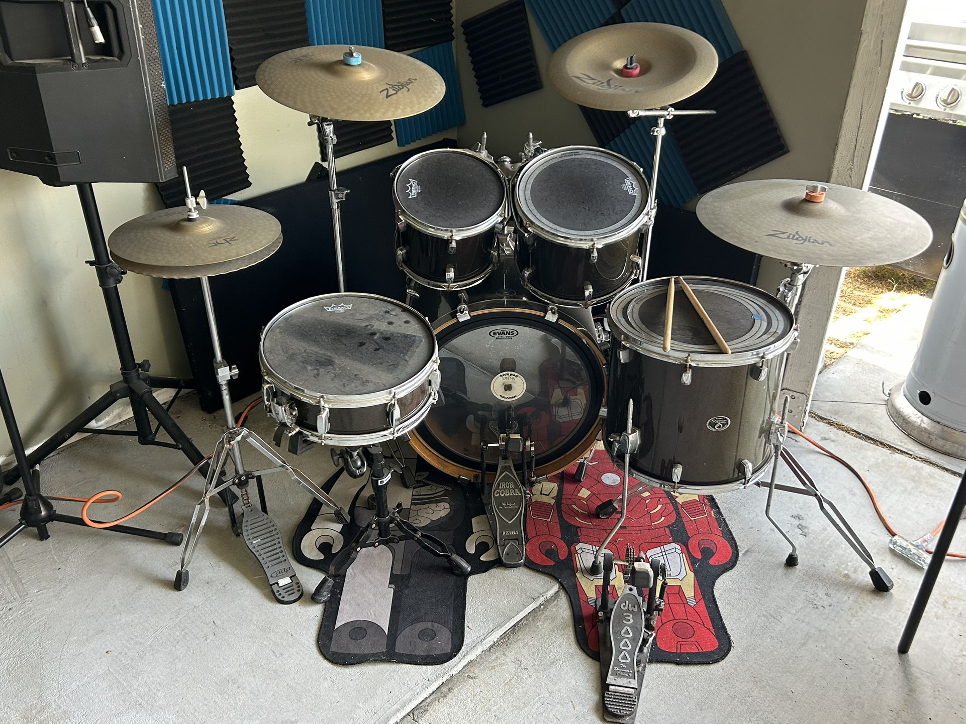 Tama Drum Set