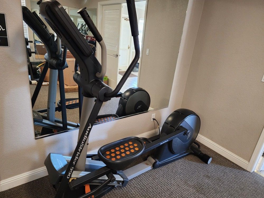 Audiostrider 990 Elliptical 