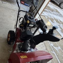 Toro Power Max 724 OE Snow Blower