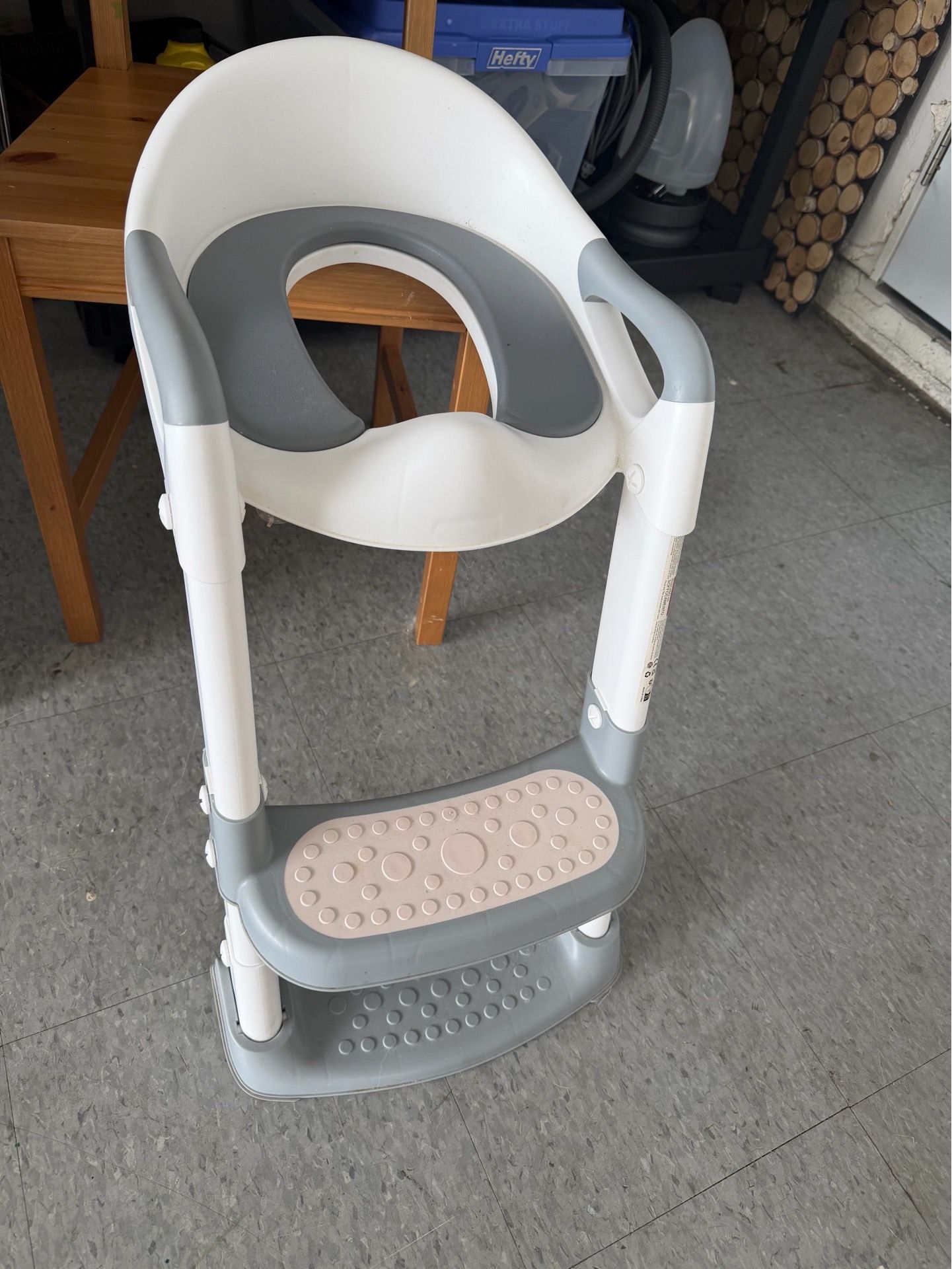 Free potty seat