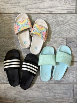 Kids slides. Size 4/5. $7 for all