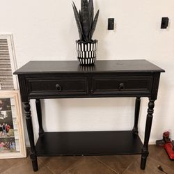 Small Black Entry Way Table 