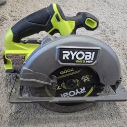 Ryobi 18V Brushless 7 1/4 Circular Saw 