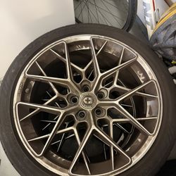 MINT HRE FF10 19" Liquid Metal + Yokohama V601