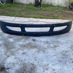 International trucks  bumper