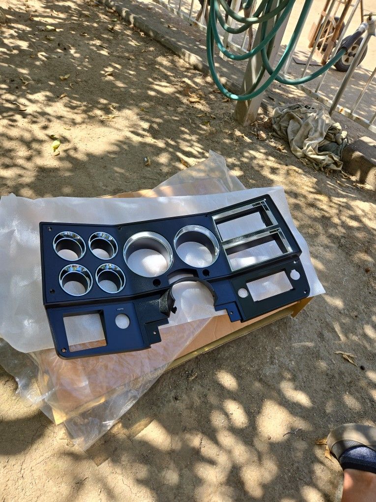 Chevy Truck Bezel With Ac Vents