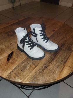 Toddler Girl Shoes, Children's Place Brand, Size 11, White Color