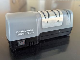 Chef's  Choice Hybrid knife sharpener (excellent condition)