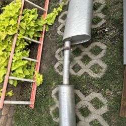 2020 Jeep Gladiator Stock Muffler