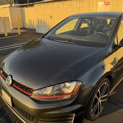2017 Volkswagen Golf GTI